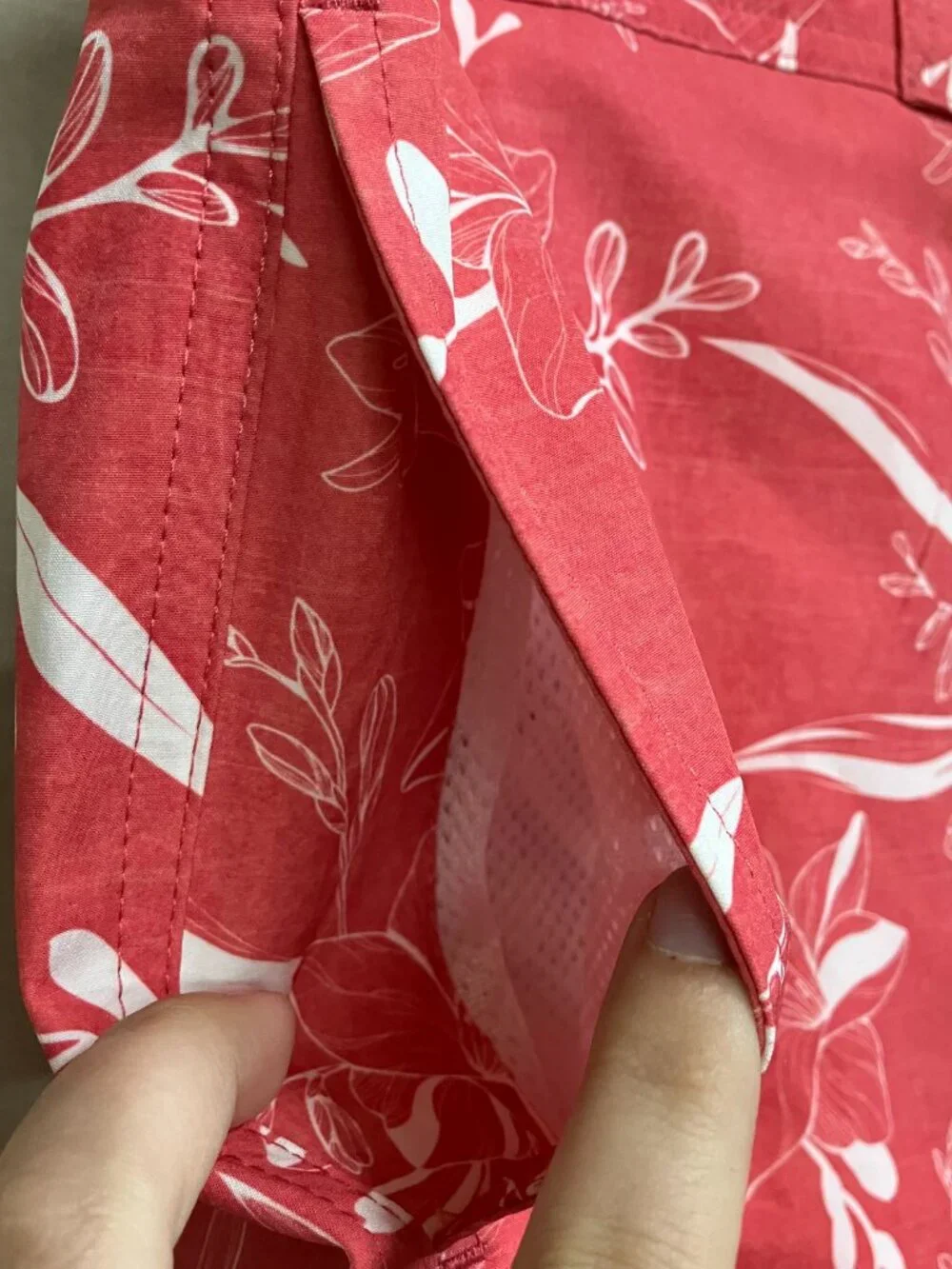 Sonoma Swimwear Trunks Men's Medium Red Floral Tropical Drawstring Mesh Lined